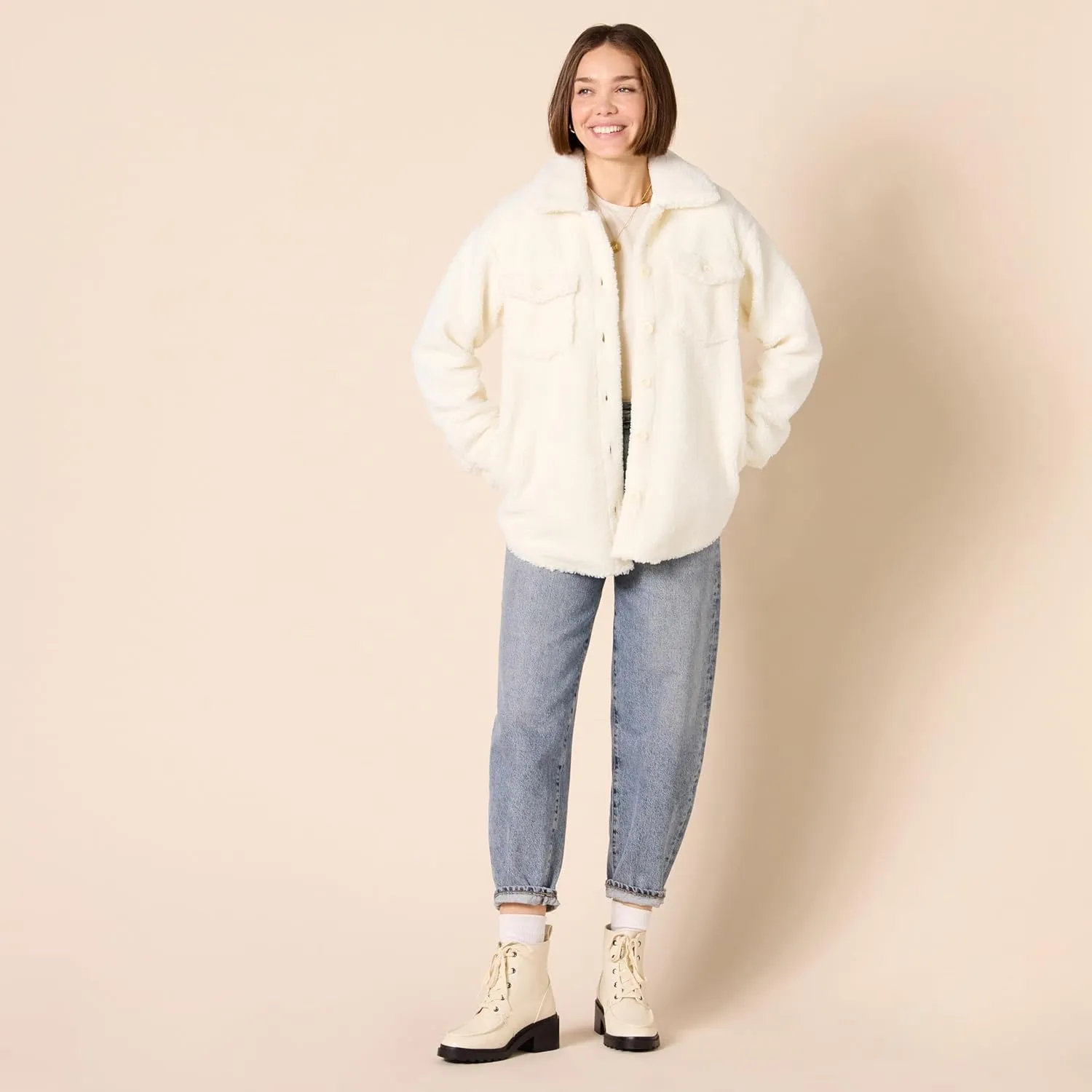 Amazon Essentials Women's Oversized Teddy Sherpa Shirt Jacket (Previously Goodthreads)