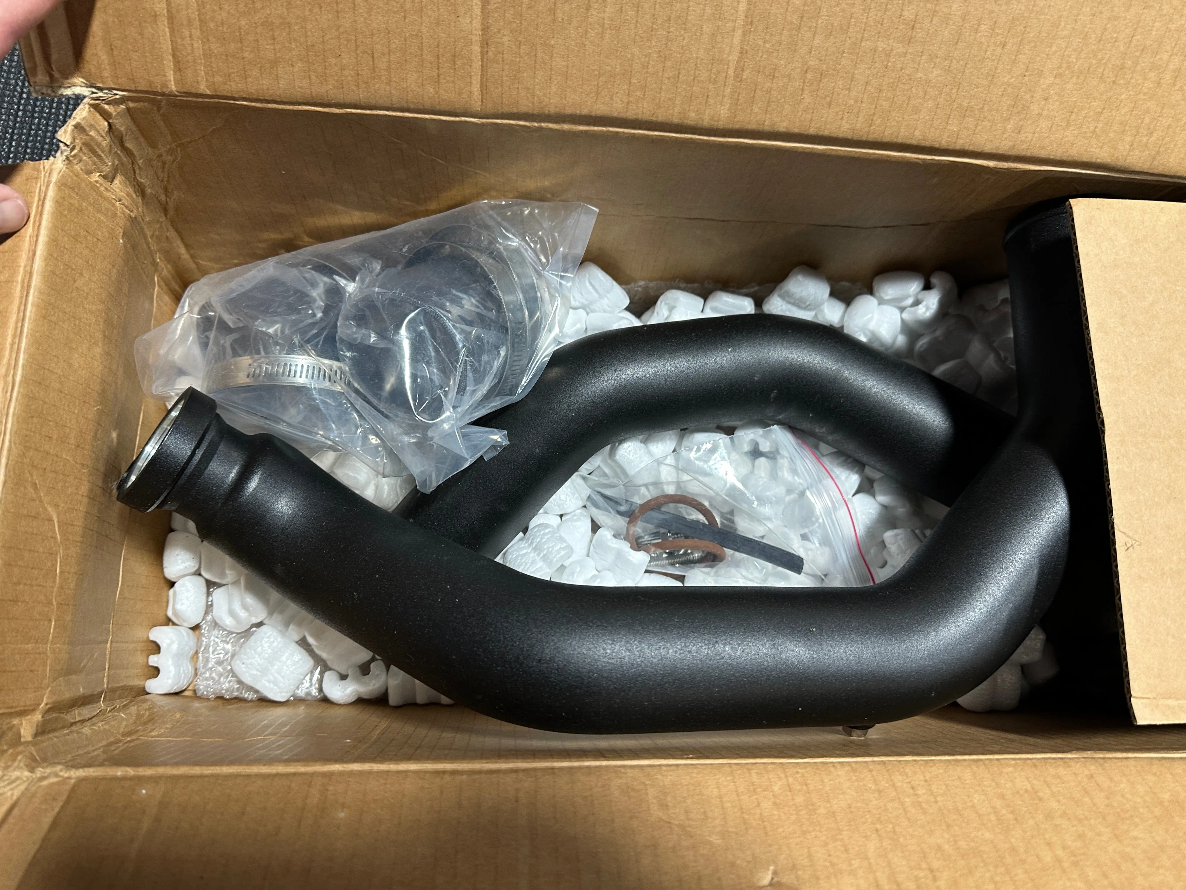 Open box FTP S55 Chargepipe kit