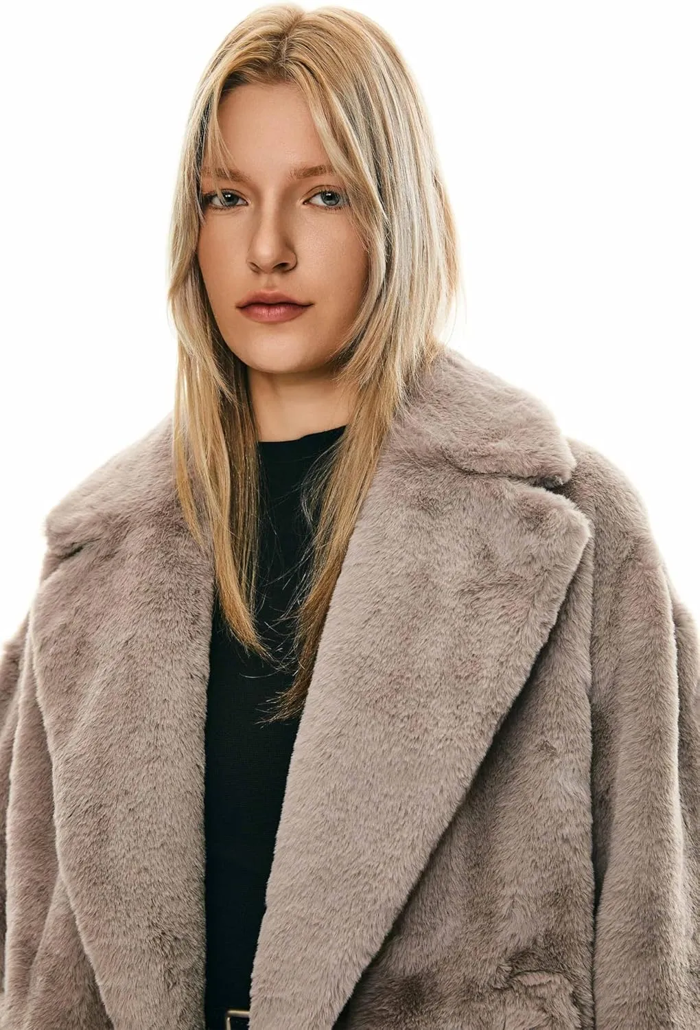 Orolay Women's Fuzzy Fleece Winter Jacket Faux Fur Lapel Coat Mid-Length Sherpa Teddy Coat