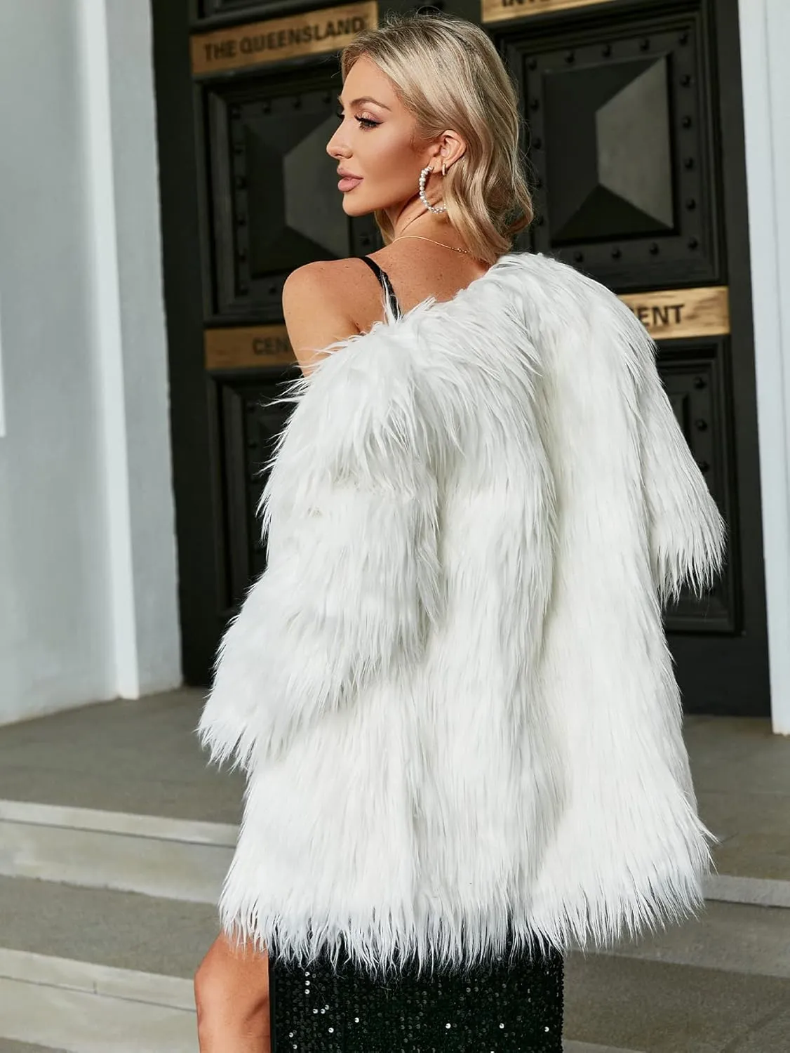 Simplee Apparel Women's Long Sleeve Fluffy Faux Fur Warm Coat